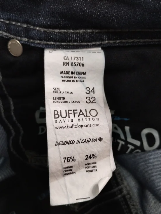 Women's Dark Blue Straight-Leg Jeans Size (34X32) - Picture 12 of 12